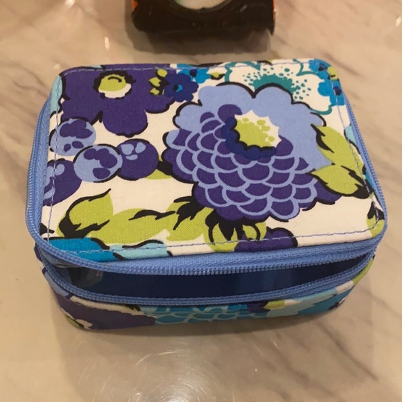 COPY - Vera Bradley Colorful Mini Wallets, cross body and more feel free to vie… - Picture 6 of 11